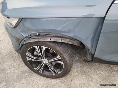 2019 Volvo XC40 VIN: