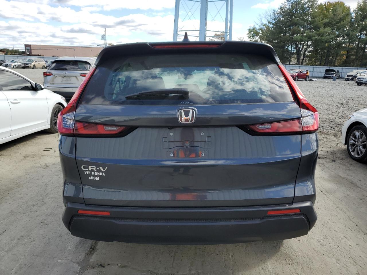 2024 HONDA CR-V LX VIN:2HKRS4H29RH404185