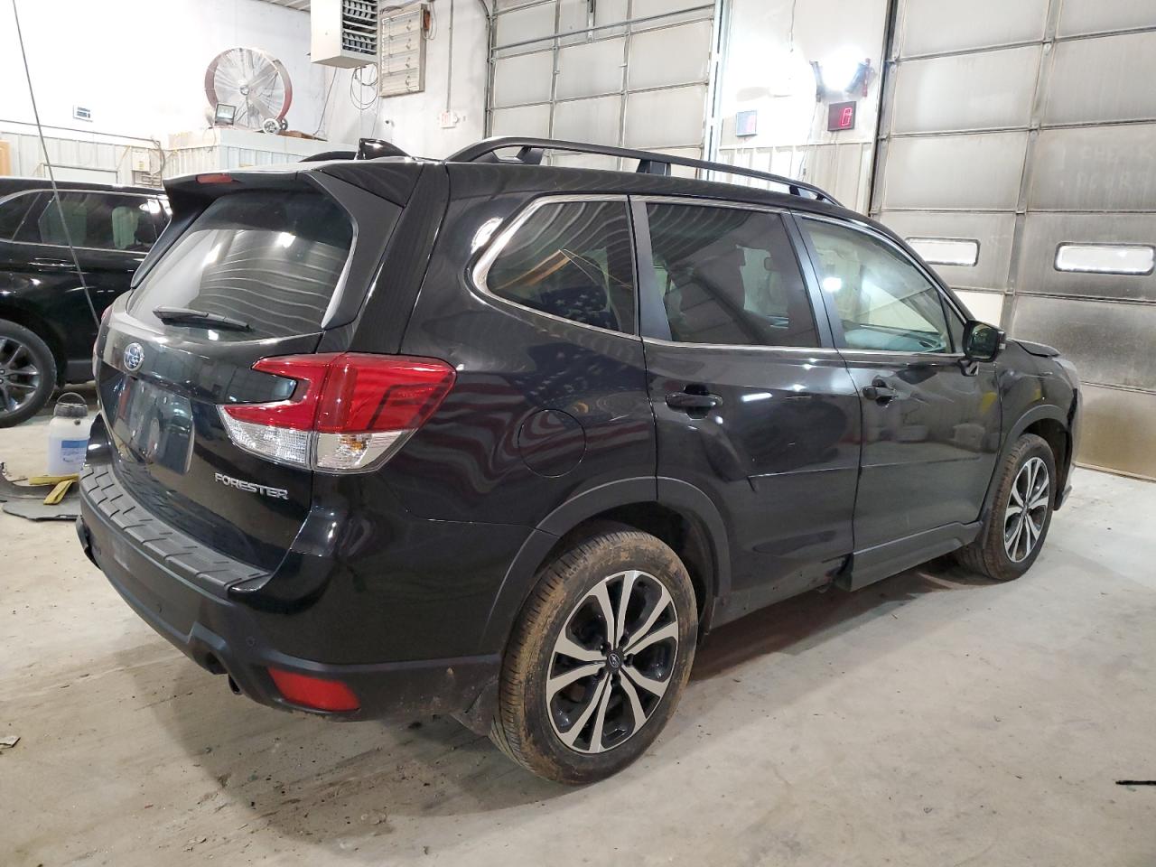 2022 SUBARU FORESTER LIMITED VIN:JF2SKAPC3NH445609