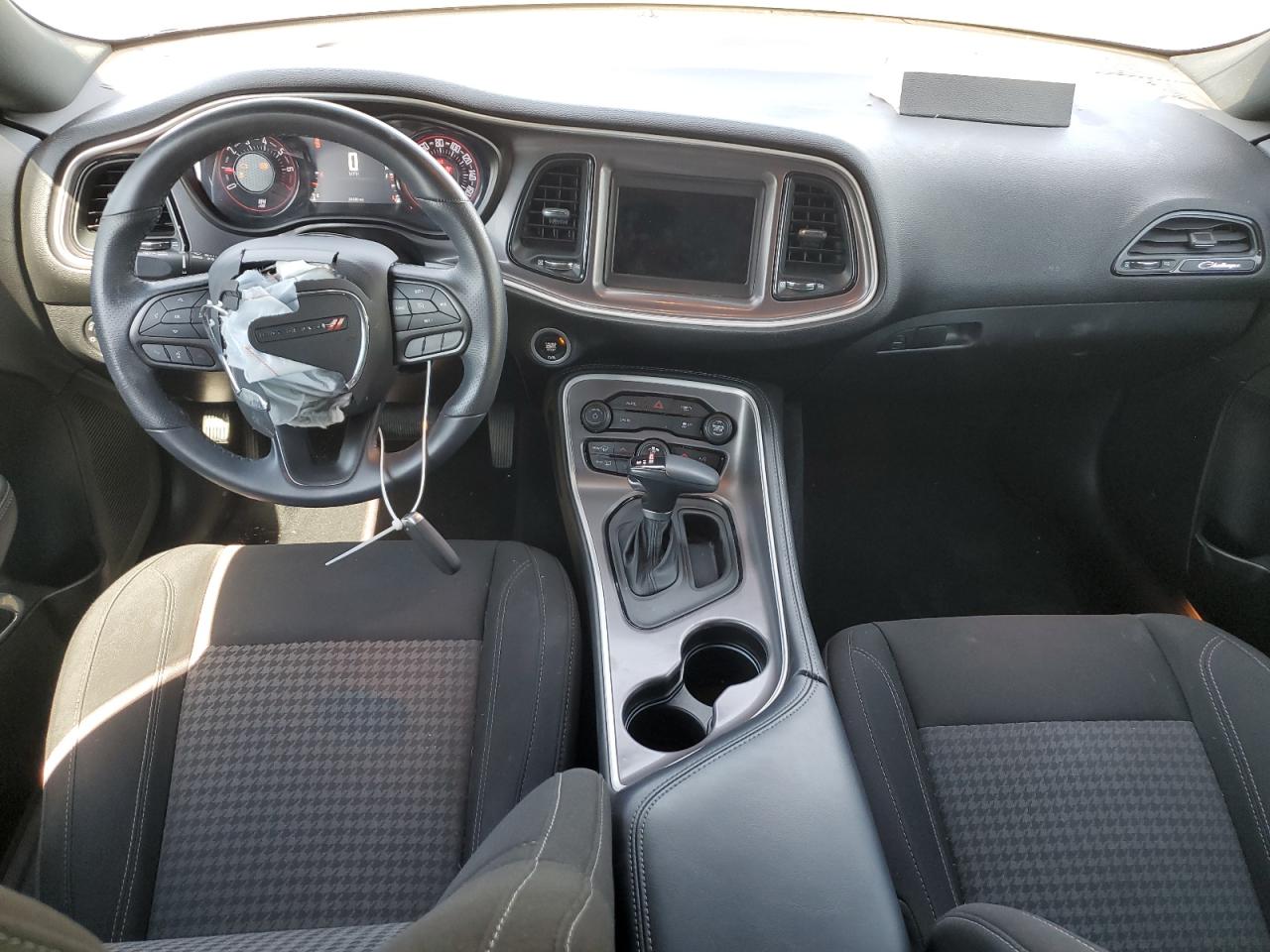 2022 DODGE CHALLENGER SXT VIN:2C3CDZAG8NH144131