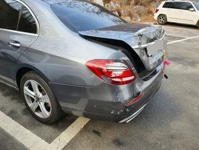 2018 Mercedes-Benz E 220 WDDZF0FB9JA455381 VIN:WDDZF0FB9JA455381