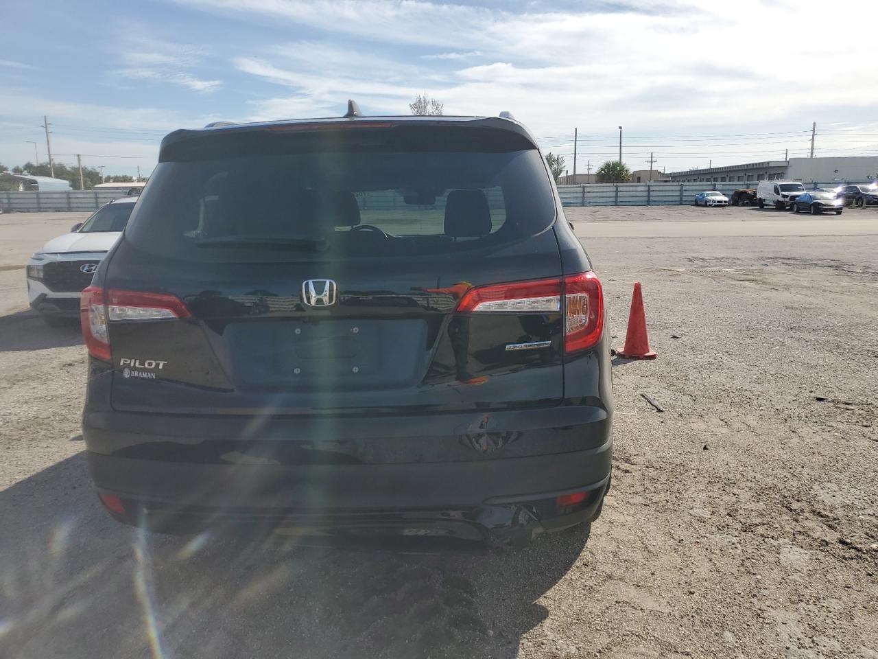 2022 HONDA PILOT SE VIN:5FNYF5H23NB034107