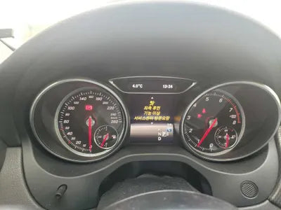 2018 Mercedes-Benz GLA 220 WDCTG4FB5JJ462701 VIN:WDCTG4FB5JJ462701