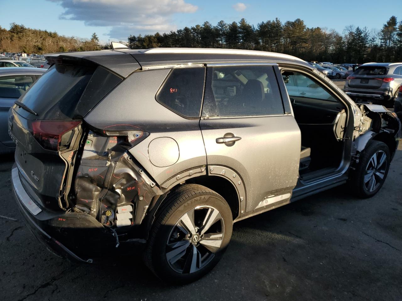 2022 NISSAN ROGUE SL VIN:5N1BT3CB3NC696790