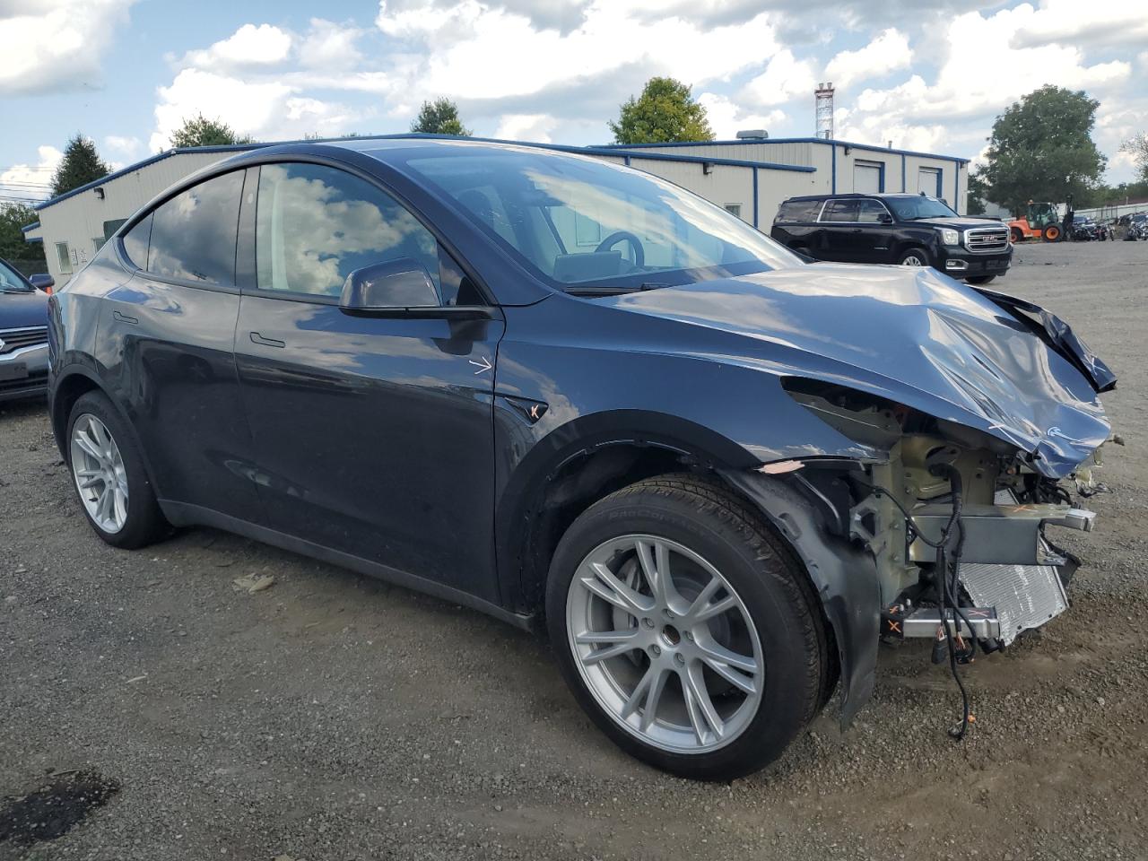 2024 TESLA MODEL Y  VIN:7SAYGDED3RF052466