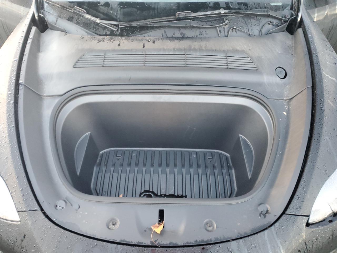 2023 TESLA MODEL Y  VIN:7SAYGDEE7PF811741