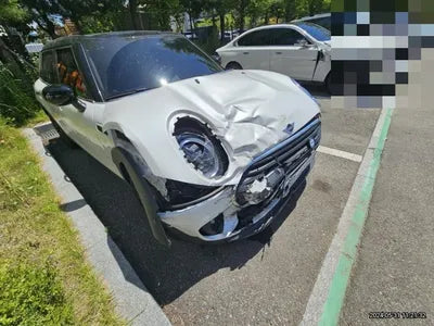 2023 MINI Clubman VIN: