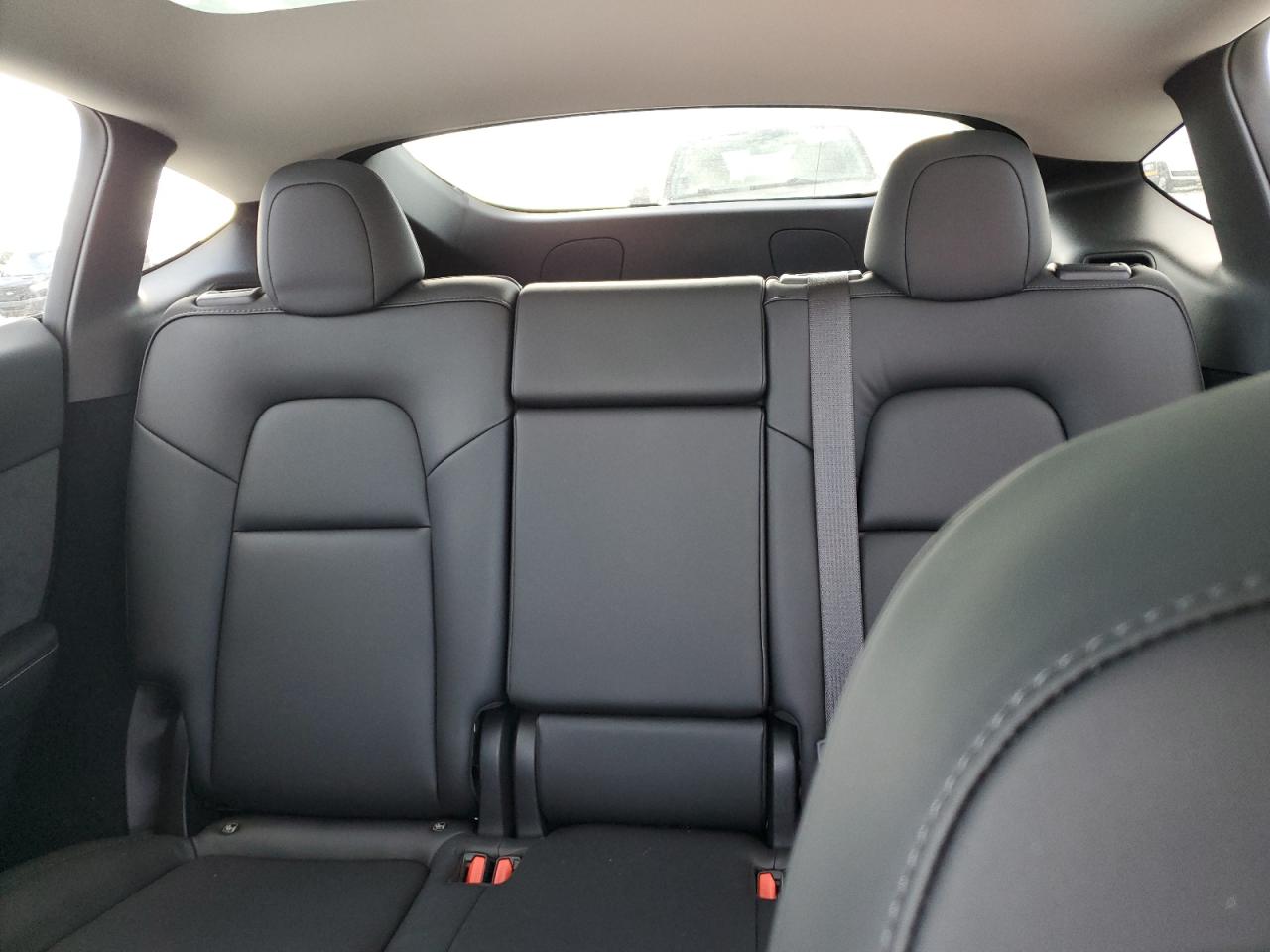 2023 TESLA MODEL Y  VIN:7SAYGDEF4PF920859