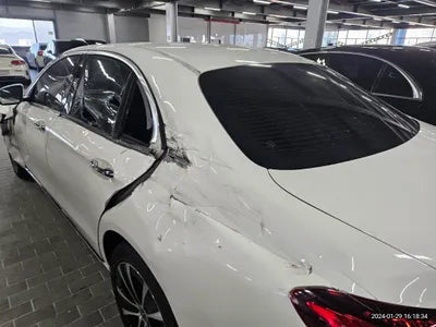 2021 Mercedes-Benz E 300 W1KZF5EBXMA886038 VIN:W1KZF5EBXMA886038