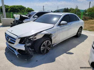 2020 Mercedes-Benz E 220 VIN: