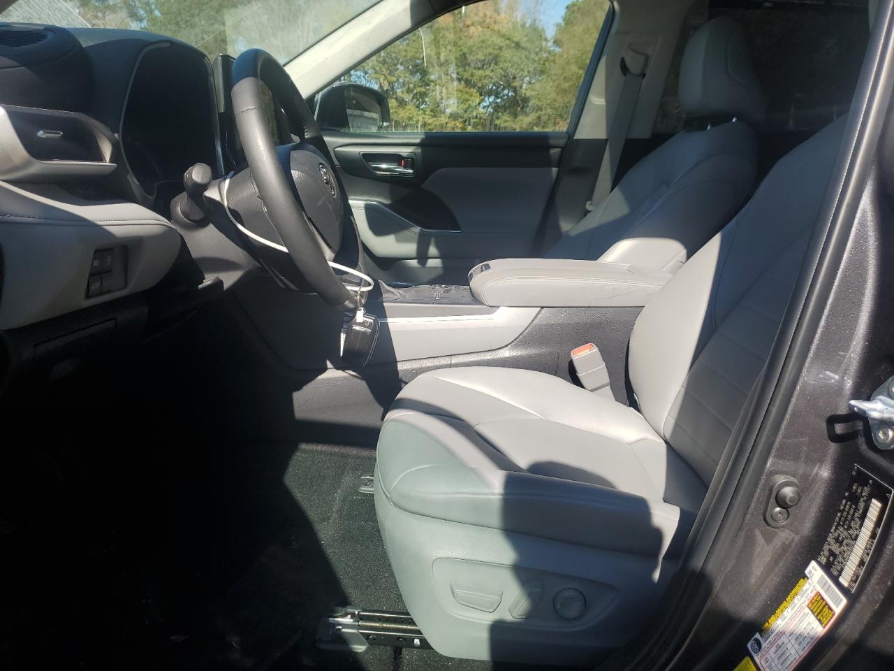 2024 TOYOTA HIGHLANDER LE VIN:5TDKDRAH9RS054364
