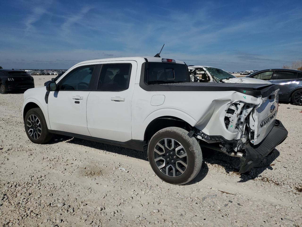 2024 FORD MAVERICK LARIAT VIN:3FTTW8M32RRA62110