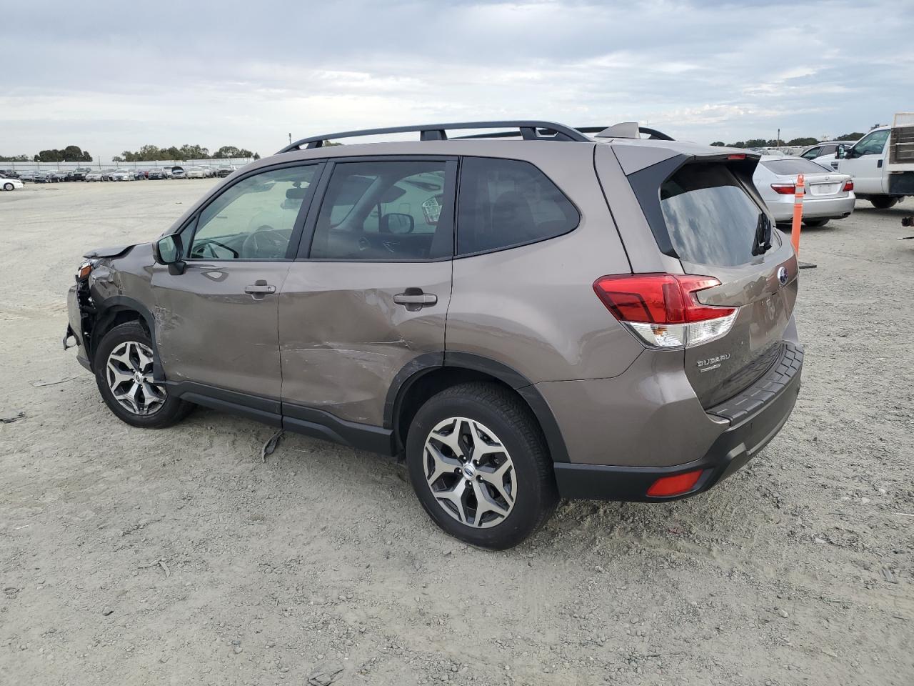 2023 SUBARU FORESTER PREMIUM VIN:JF2SKADC9PH412055