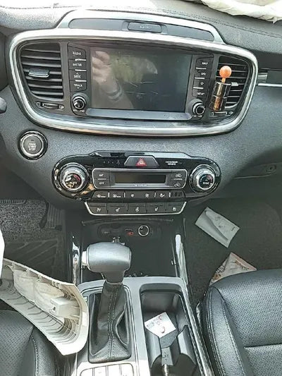 2018 Kia Sorento KNAPG81ABKA471971 VIN:KNAPG81ABKA471971