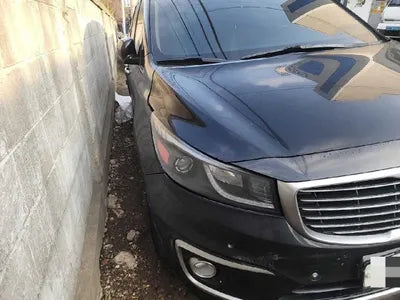 2015 Kia Carnival VIN: