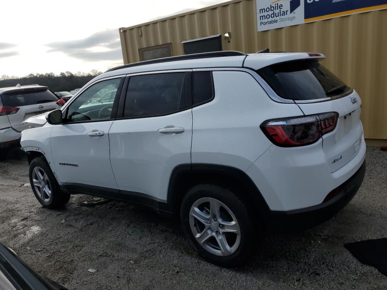 2024 JEEP COMPASS LATITUDE VIN:3C4NJDBN3RT607867