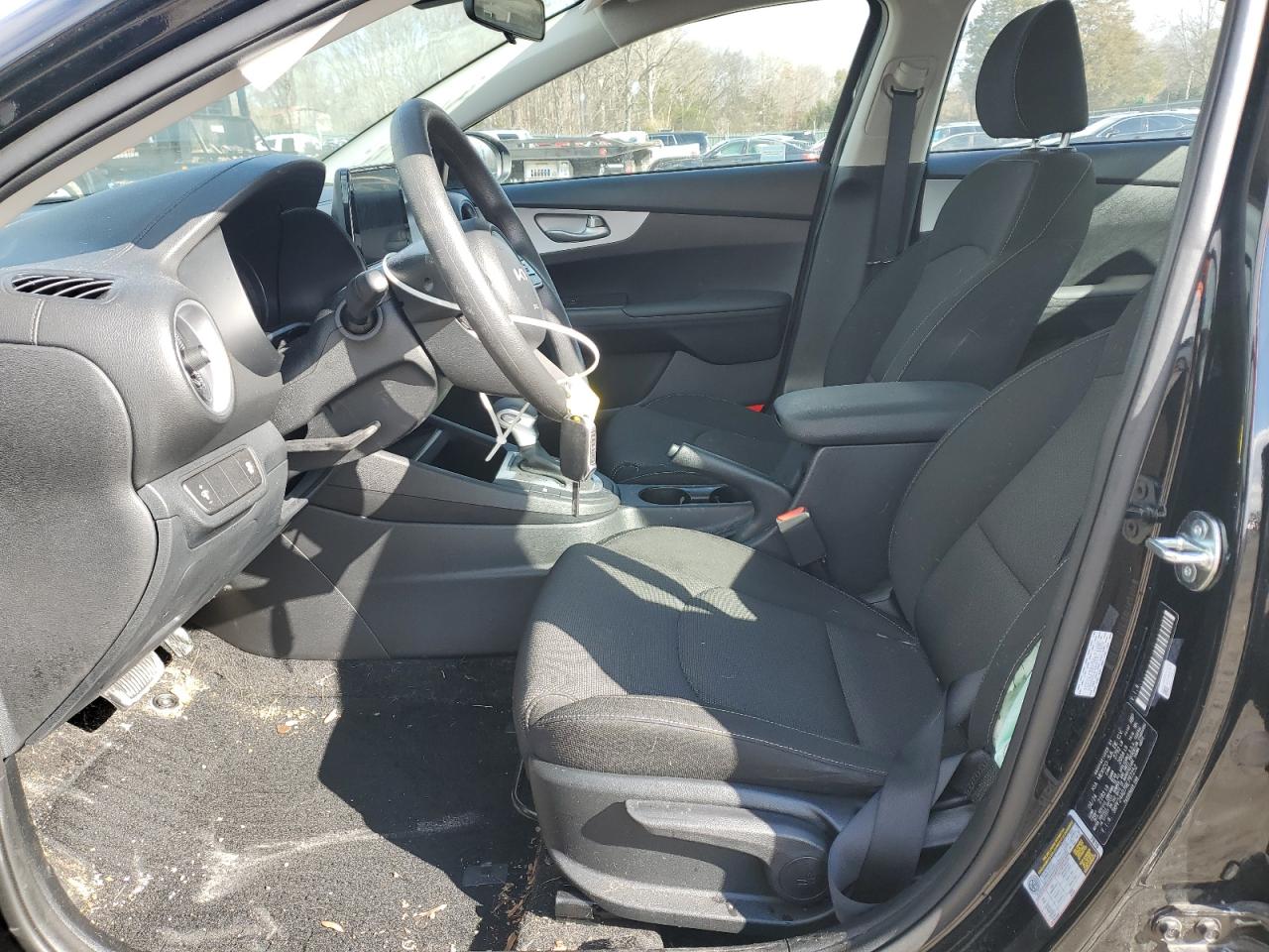 2024 KIA FORTE LX VIN:3KPF24AD7RE797252