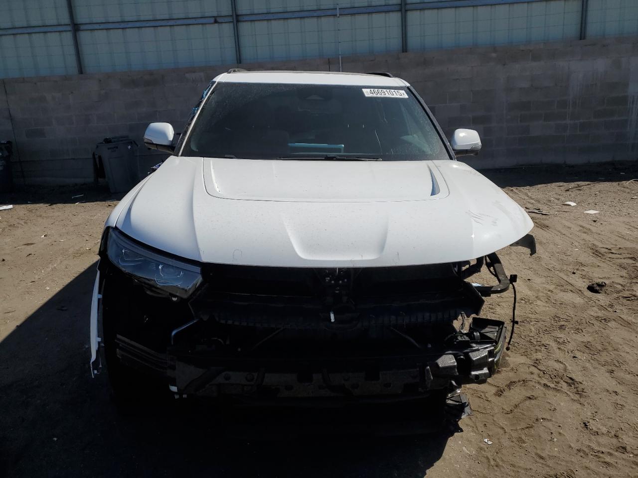 2024 VINFAST TRADING AND PRODUCTION LLC VF 9 PLUS VIN:RLLV2CJA8RH001233