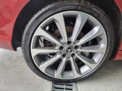 2018 Mercedes-Benz C 200 VIN: