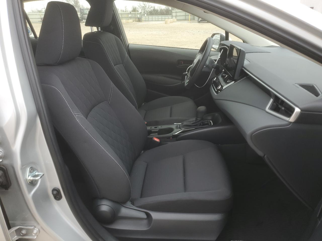 2024 TOYOTA COROLLA LE VIN:JTDBCMFE2R3043759