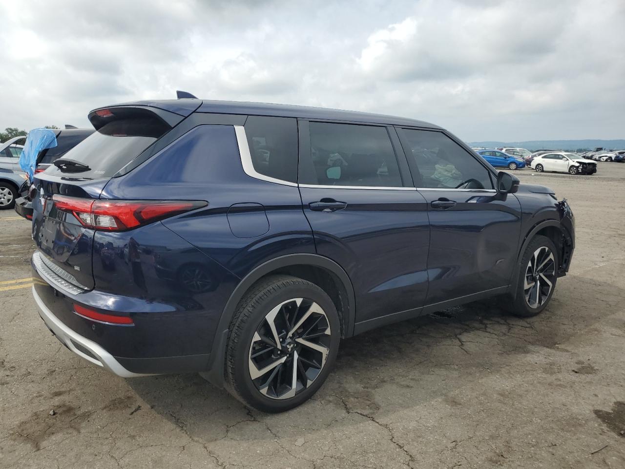 2023 MITSUBISHI OUTLANDER SE VIN:JA4J4UA82PZ015488