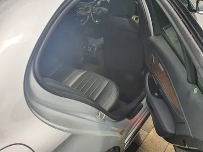 2018 Mercedes-Benz E 220 WDDZF0EB5JA450082 VIN:WDDZF0EB5JA450082