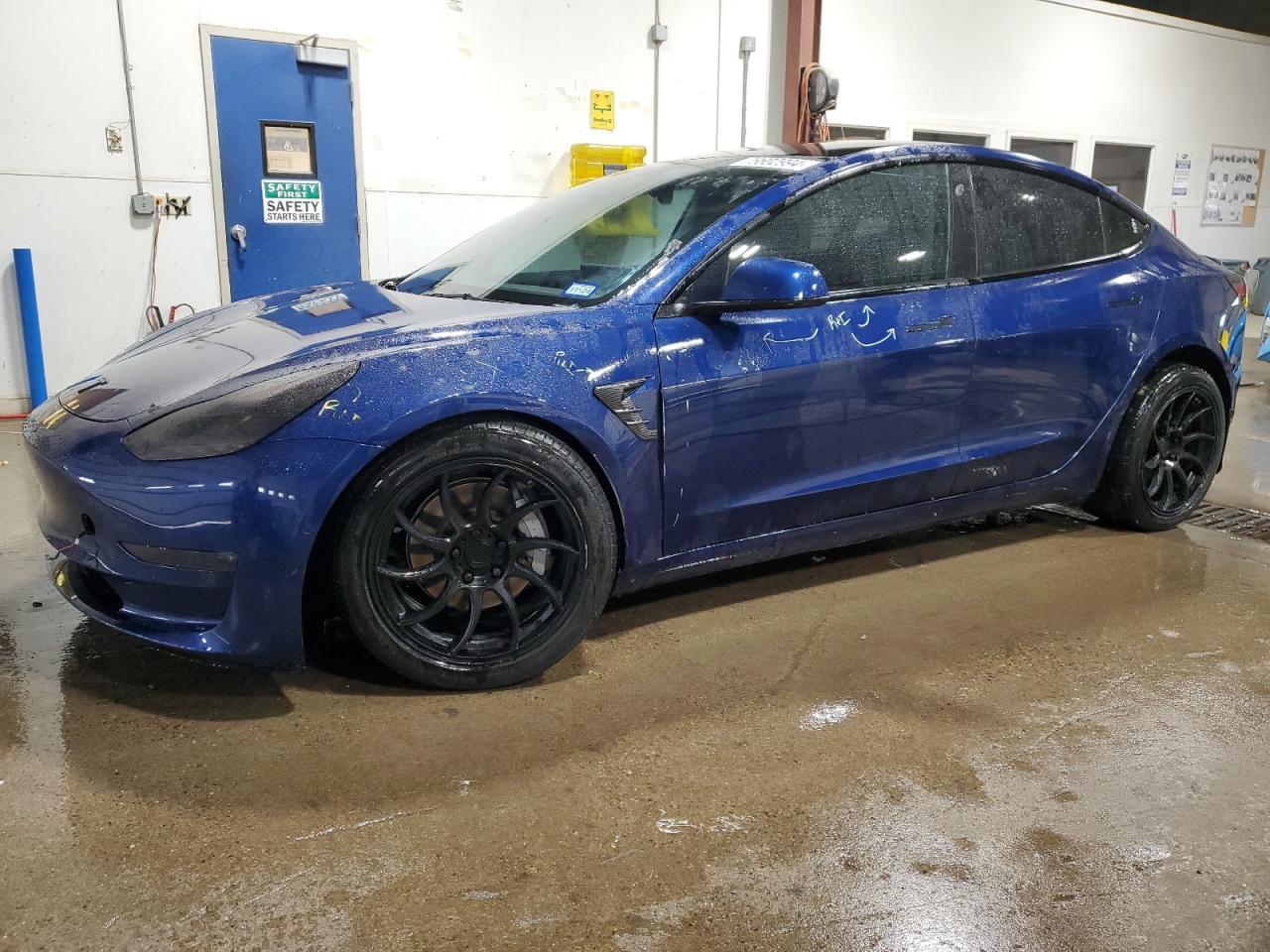 2022 TESLA MODEL 3  VIN:5YJ3E1EB0NF116743