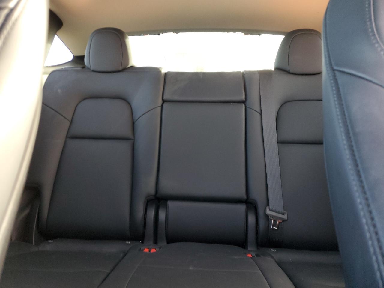 2022 TESLA MODEL Y  VIN:7SAYGDEEXNA007122