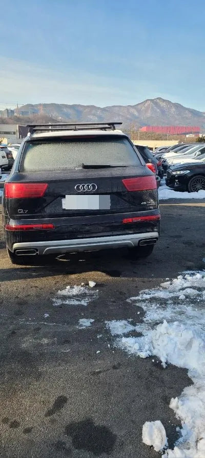 2019 Audi Q7 VIN: