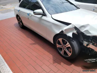 2019 Mercedes-Benz E 300 WDDZF4JB2KA672352 VIN:WDDZF4JB2KA672352