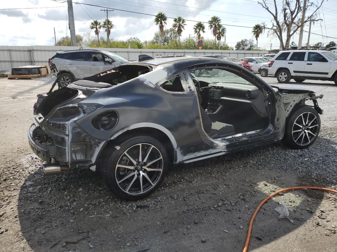 2023 TOYOTA GR 86  VIN:JF1ZNBC18P8762759