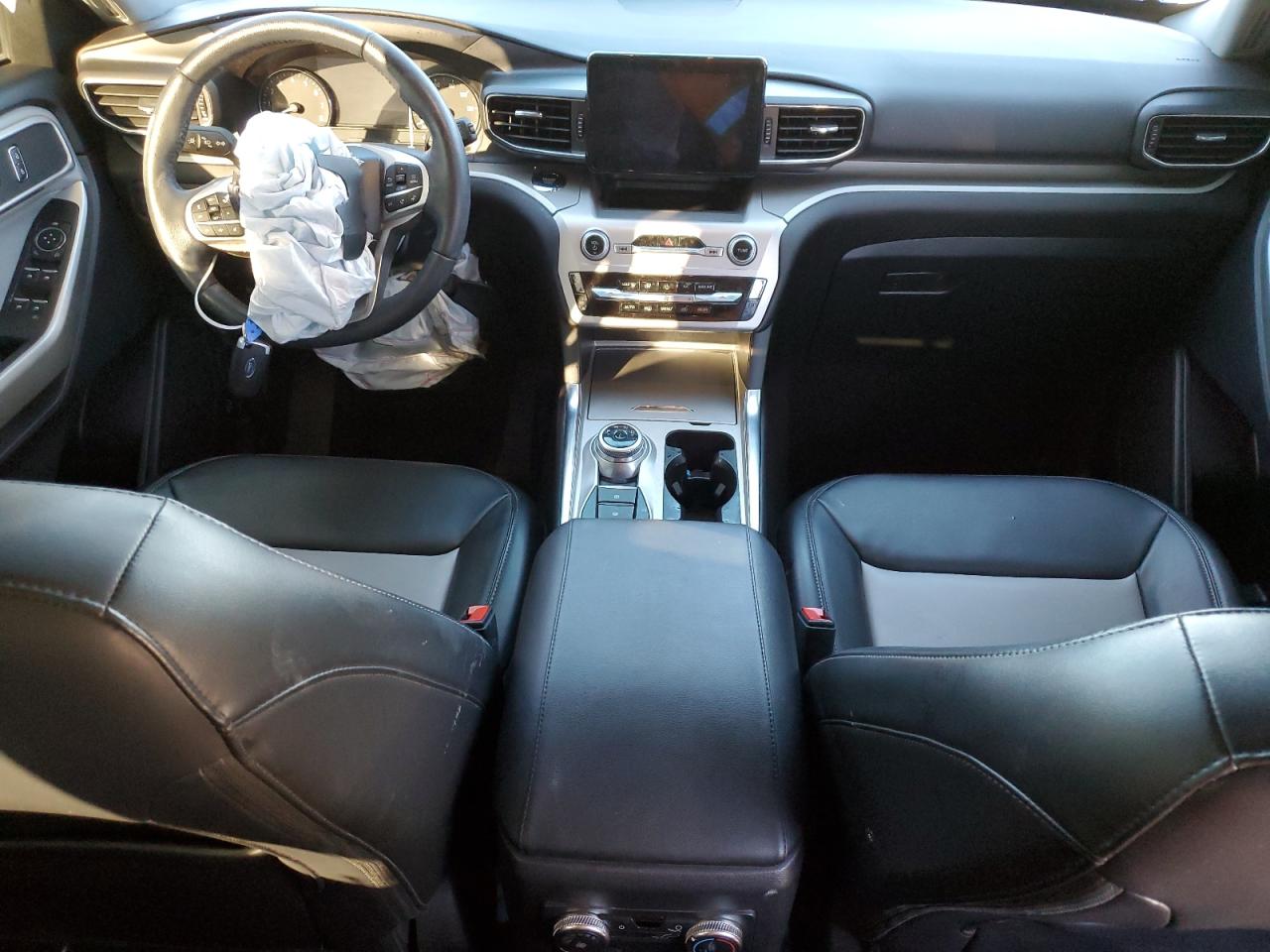 2022 FORD EXPLORER XLT VIN:1FMSK8DH7NGA73328