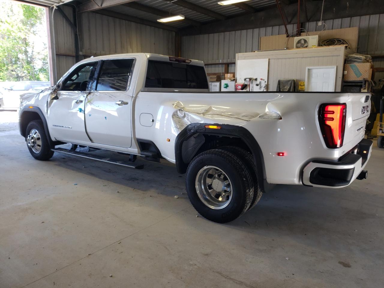 2024 GMC SIERRA K3500 DENALI VIN:1GT49WEYXRF177920