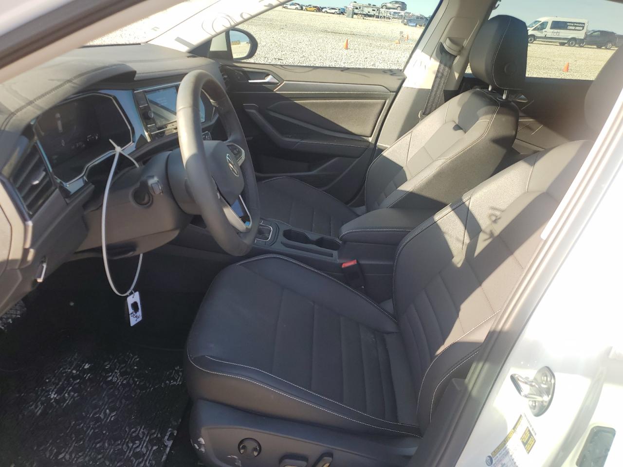 2024 VOLKSWAGEN JETTA SE VIN:3VW7M7BU4RM074153