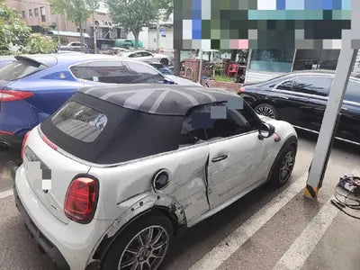 2021 MINI Cooper VIN: