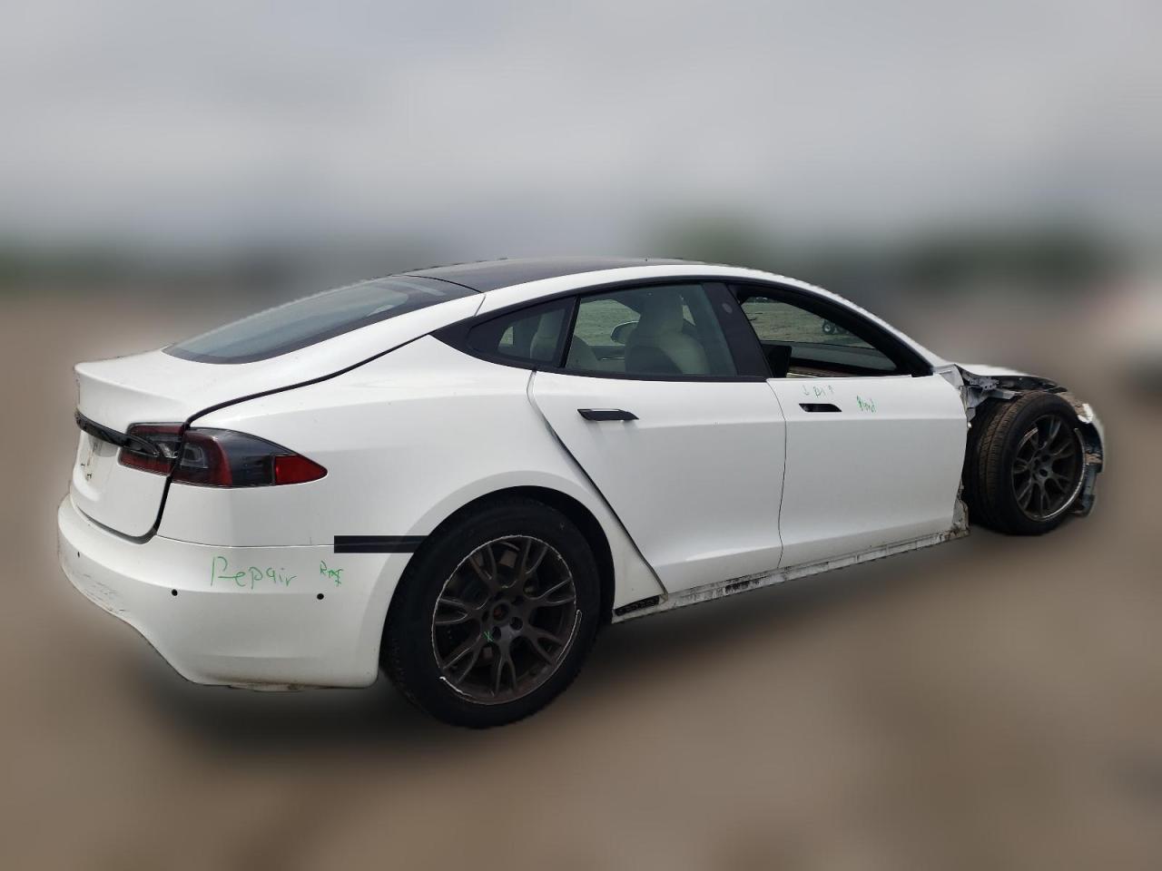 2022 TESLA MODEL S  VIN:5YJSA1E53NF471682