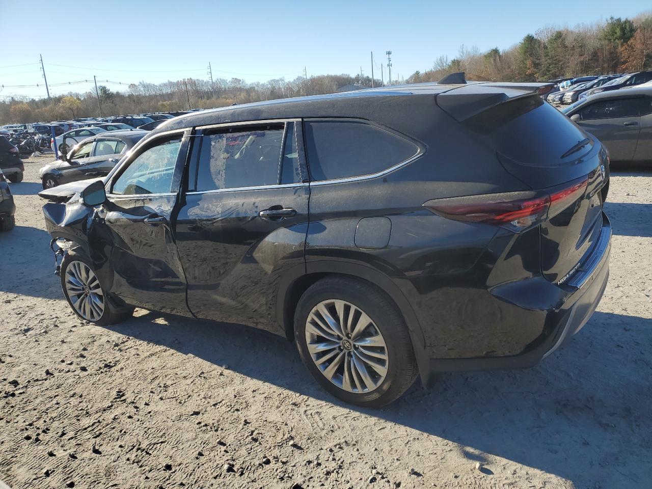 2024 TOYOTA HIGHLANDER LE VIN:5TDKDRBH7RS535664