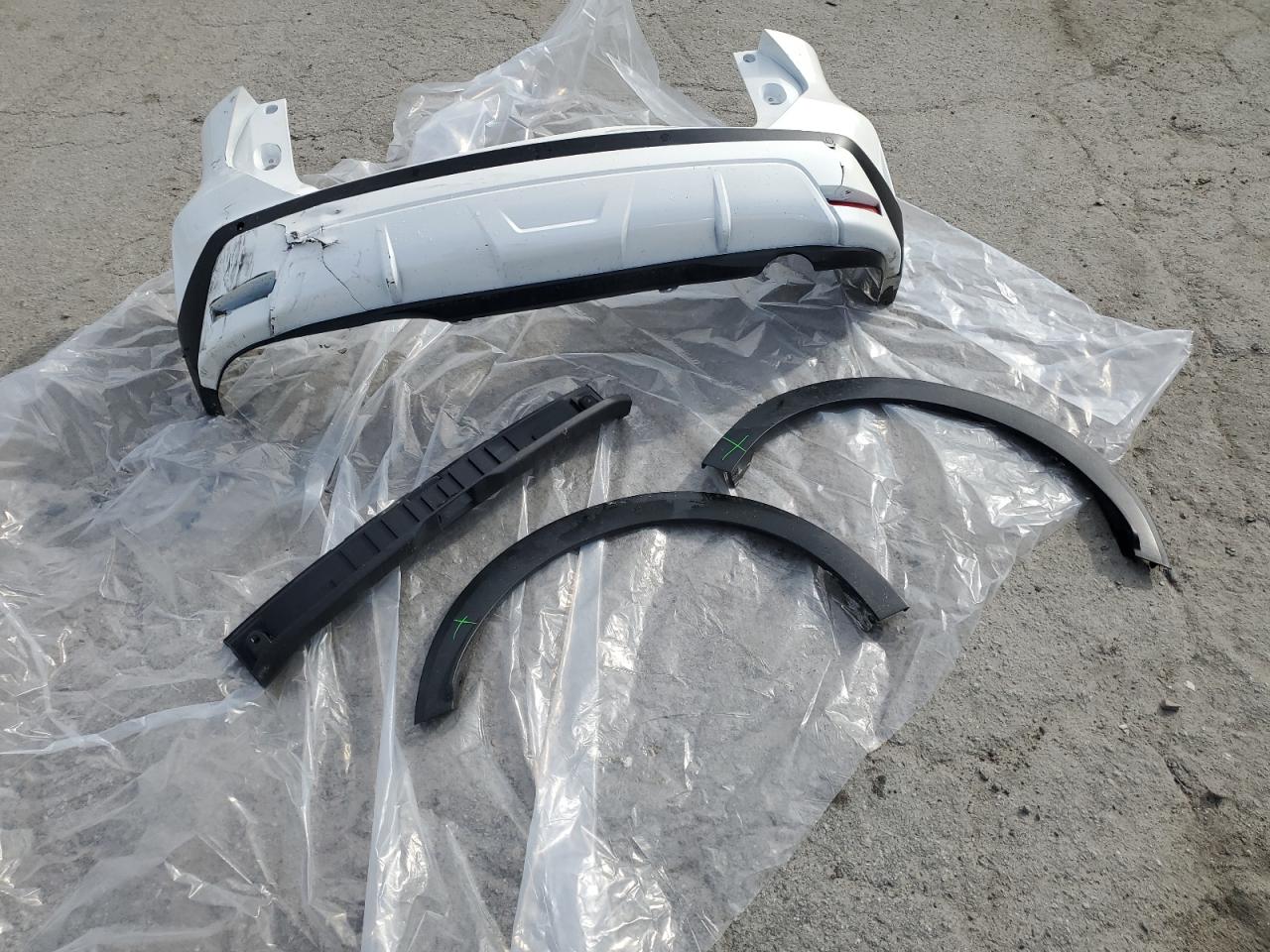 2022 NISSAN KICKS SR VIN:3N1CP5DV1NL501777