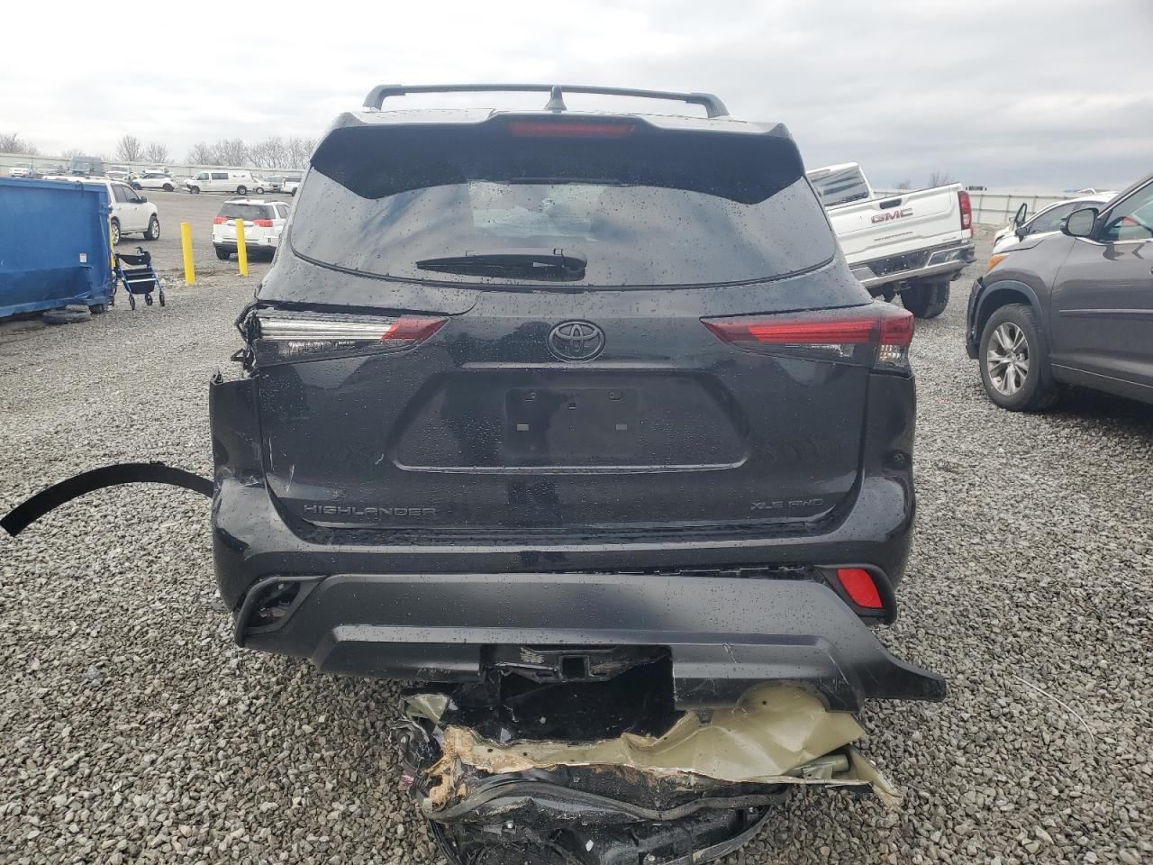 2024 TOYOTA HIGHLANDER LE VIN:5TDKDRBH2RS564473