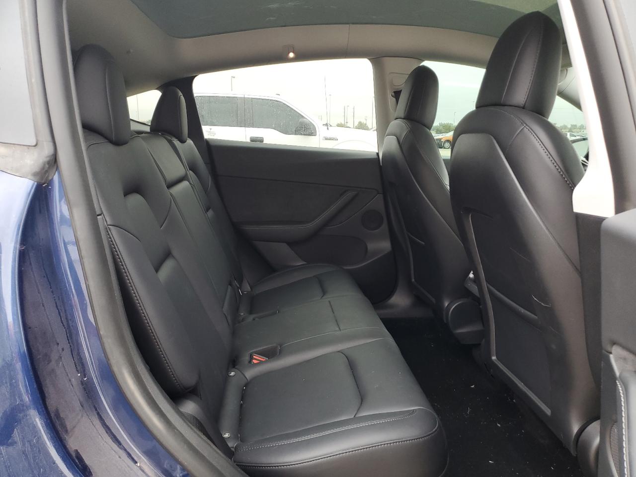 2022 TESLA MODEL Y  VIN:7SAYGDEF4NF509913