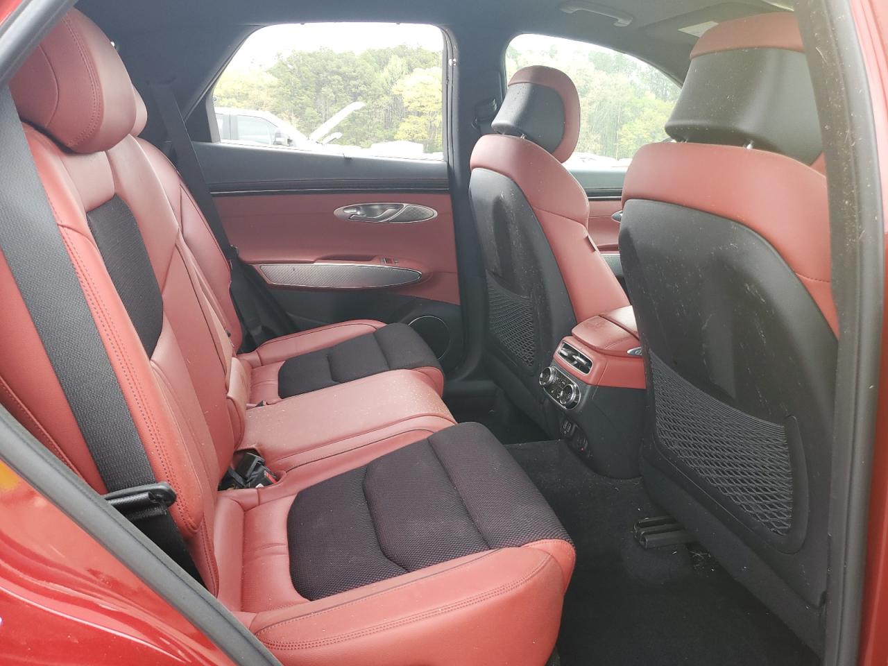 2023 GENESIS GV70 BASE VIN:KMUMADTB7PU094056