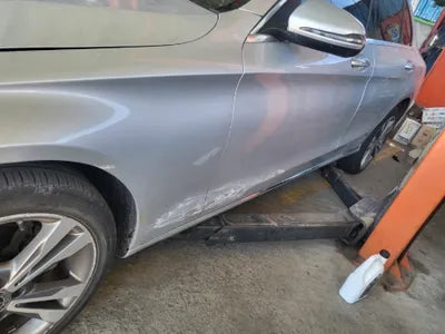 2018 Mercedes-Benz C 220 VIN: