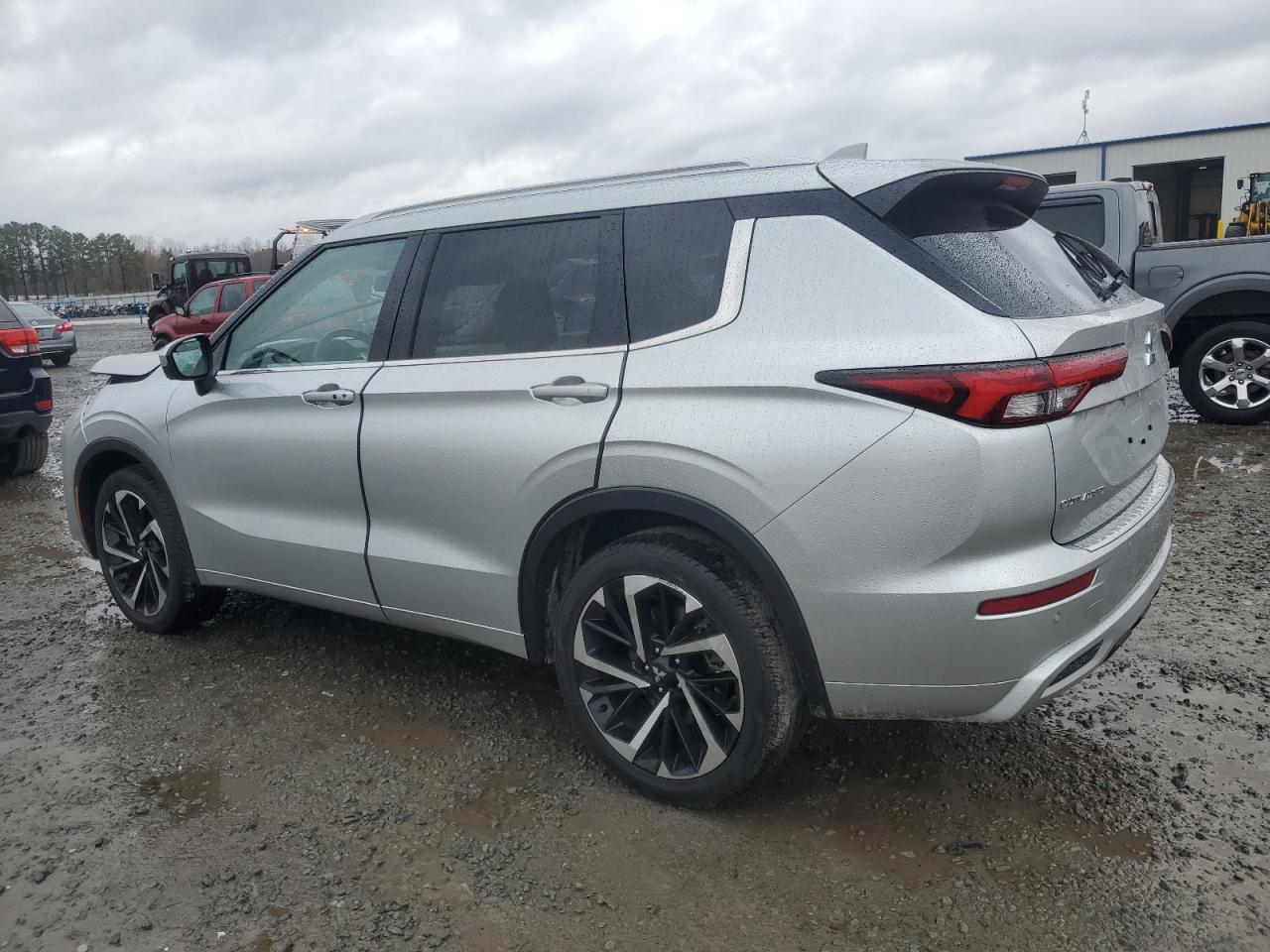 2024 MITSUBISHI OUTLANDER SEL VIN:JA4J3WA88RZ014766