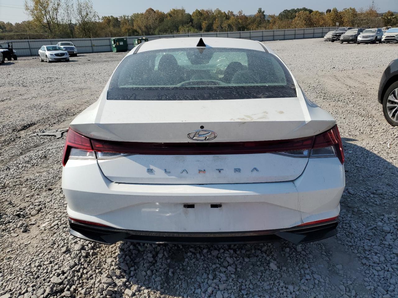 2022 HYUNDAI ELANTRA SEL VIN:5NPLN4AG2NH063306
