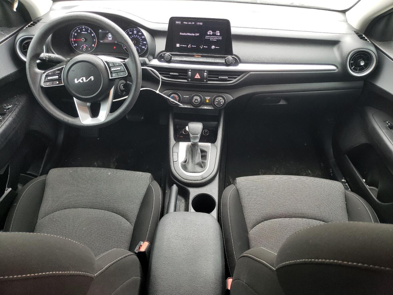 2023 KIA FORTE LX VIN:3KPF24AD0PE635492