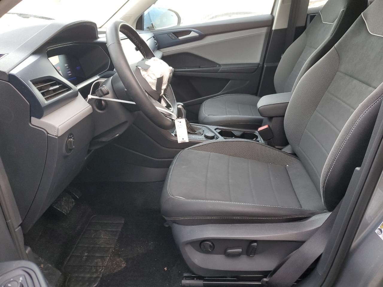 2024 VOLKSWAGEN TAOS SE VIN:3VVUX7B20RM077094