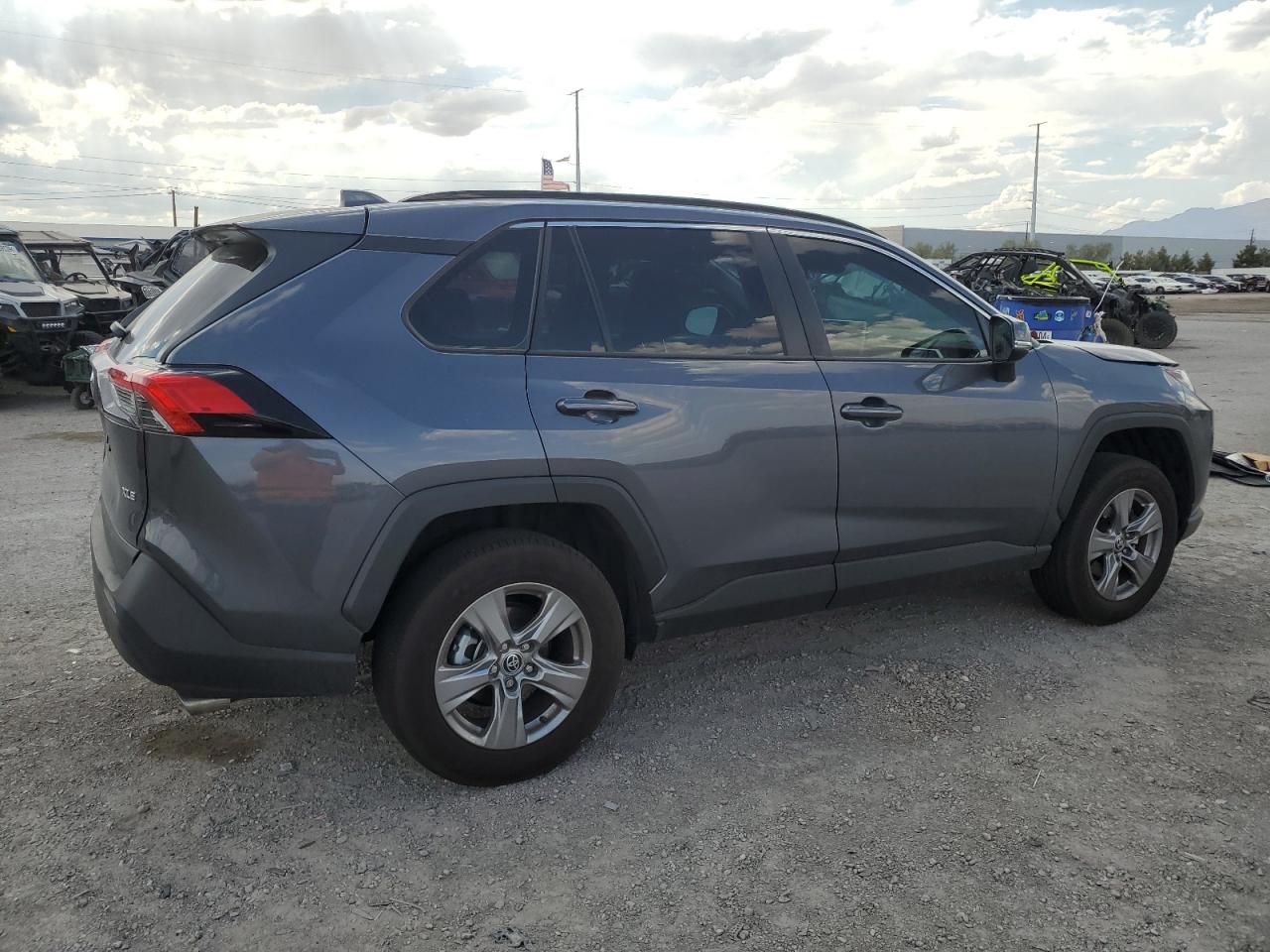 2023 TOYOTA RAV4 XLE VIN:JTMW1RFV9PD112829