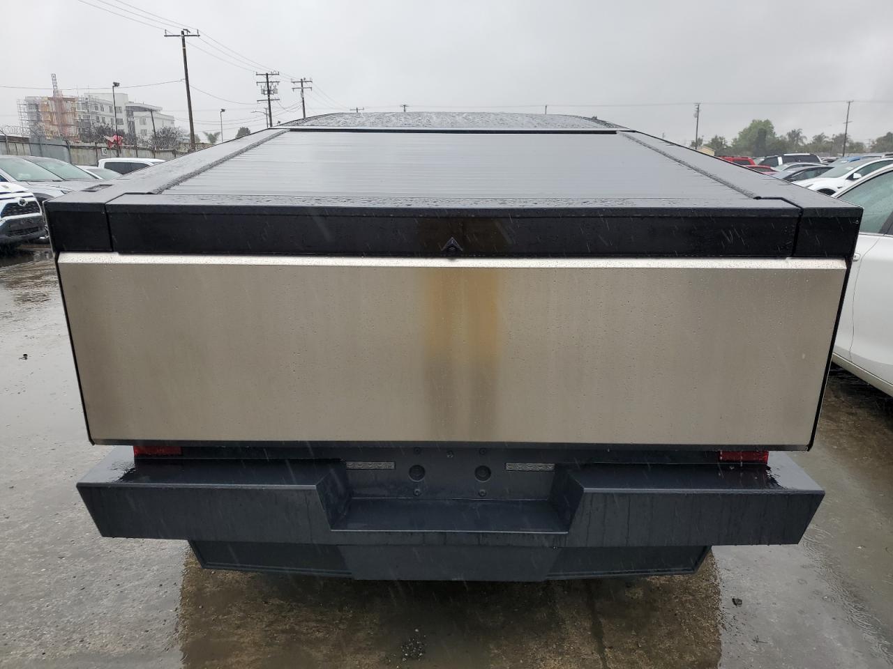 2024 TESLA CYBERTRUCK  VIN:7G2CEHED6RA010128