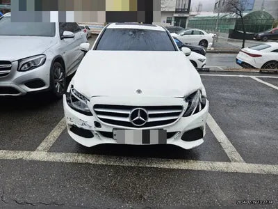 2017 Mercedes-Benz C 200 VIN: