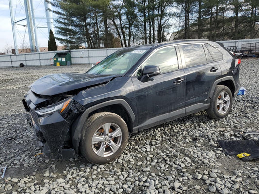 2022 TOYOTA RAV4 XLE VIN:JTMRWRFVXND153112
